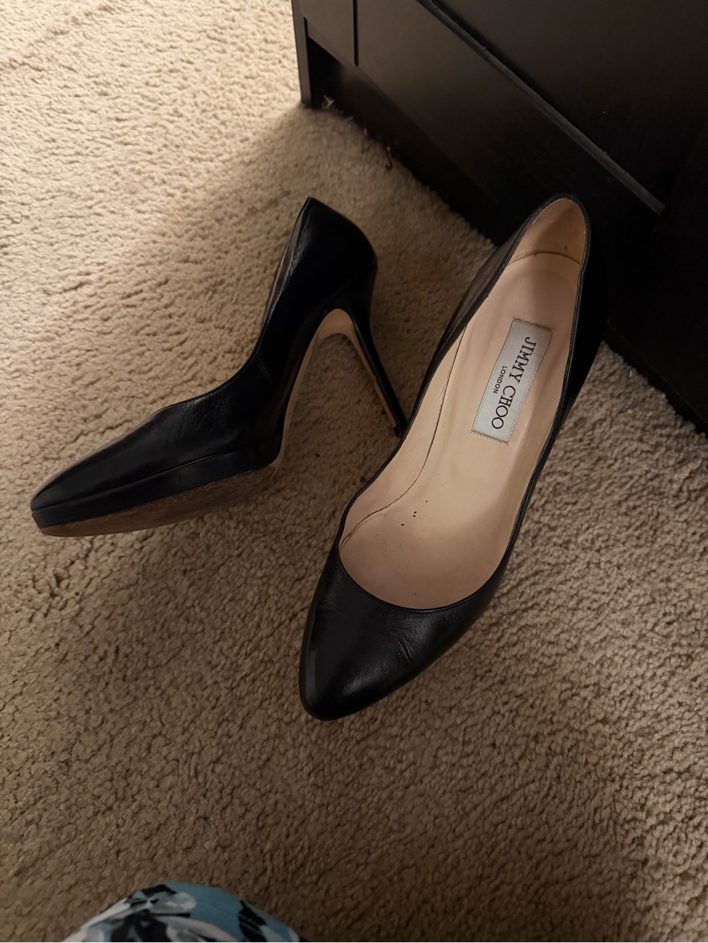 Jimmy Choo Black Leather Pointed Toe Stiletto Pumps